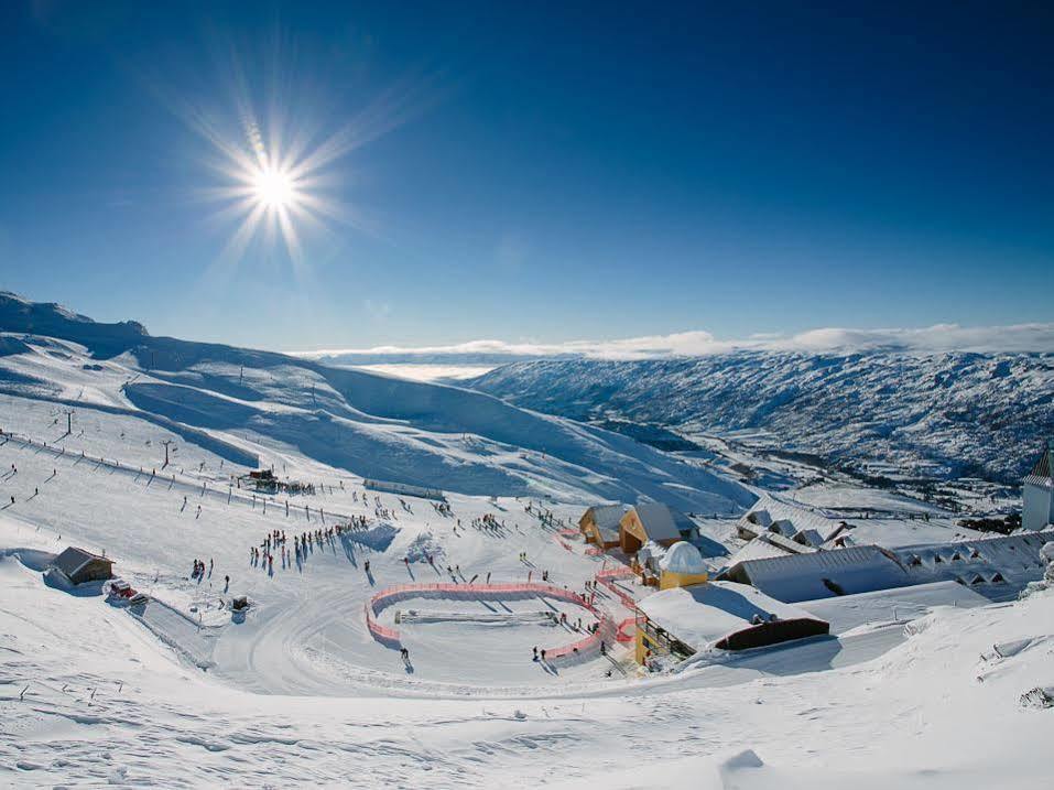 คาร์โดรนา อัลไพน์ อพาร์ตเมนต์ Hotel Cardrona ภายนอก รูปภาพ