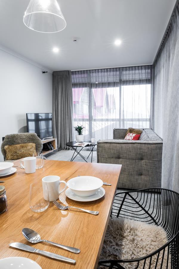 คาร์โดรนา อัลไพน์ อพาร์ตเมนต์ Hotel Cardrona ภายนอก รูปภาพ