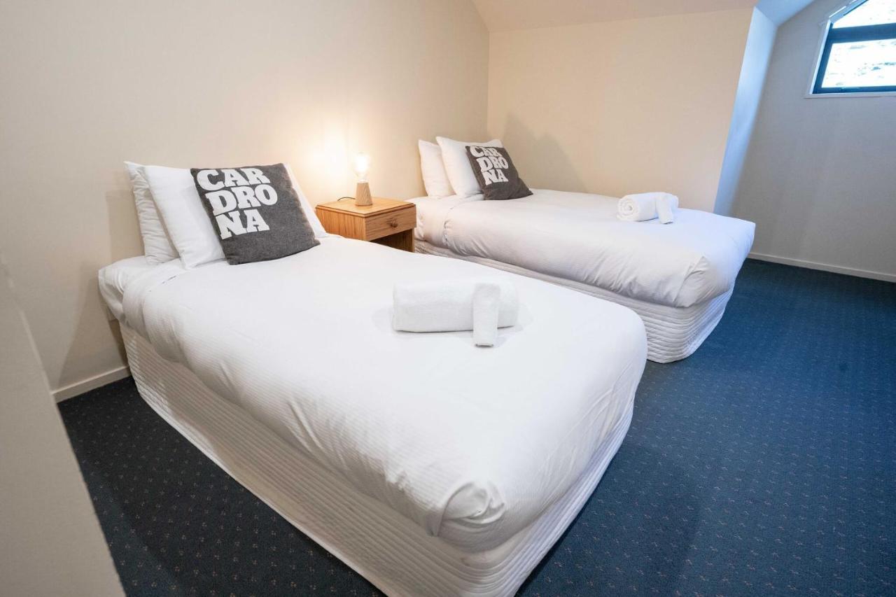คาร์โดรนา อัลไพน์ อพาร์ตเมนต์ Hotel Cardrona ภายนอก รูปภาพ
